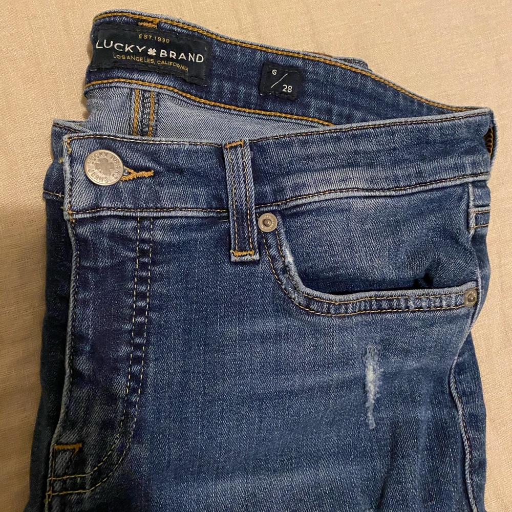 Lucky Brand • Ava crop skinny